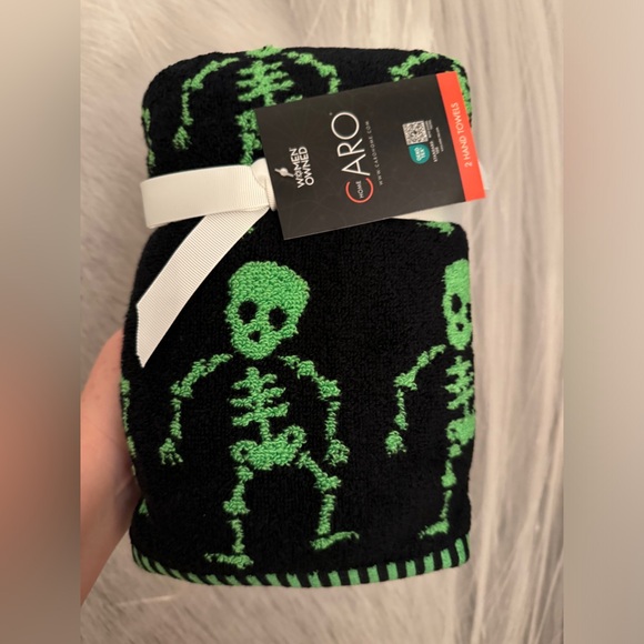 Caro Lime Green Stripe Skeleton Towel set - Picture 3 of 13